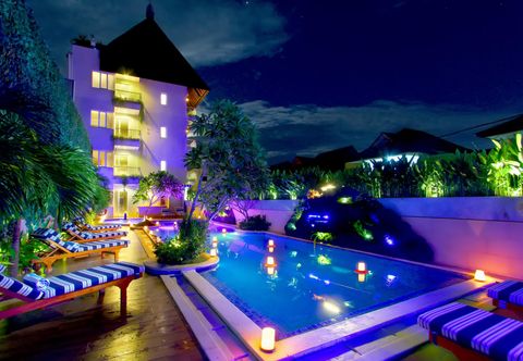 Hồ bơi Rhadana Kuta