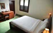 Kamar Tidur 6 Hotel Graha Bukit Syariah