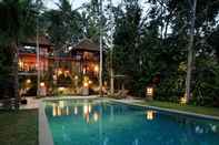 Swimming Pool Taman Bebek Bali