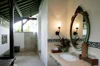 In-room Bathroom Taman Bebek Bali