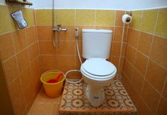 Toilet Kamar 5 Marysca