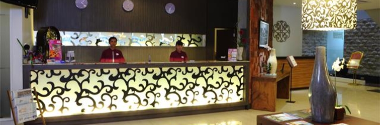 Lobi Lombok Plaza Hotel & Convention