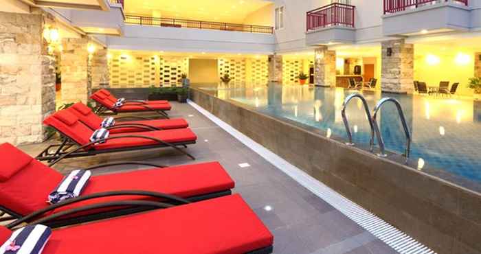 Swimming Pool Lombok Plaza Hotel & Convention