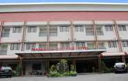 Lobi 4 Mataram Square Hotel