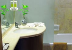 Toilet Kamar 3 Club Bali Family Suites @Legian Beach