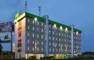 Exterior 3 POP! Hotel Airport Jakarta