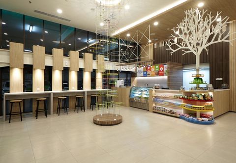 Lobby POP! Hotel Festival Citylink - Bandung