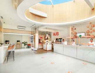 Lobi 2 HARRIS Hotel Kuta Tuban Bali