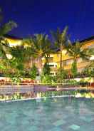 SWIMMING_POOL HARRIS Resort Kuta Beach