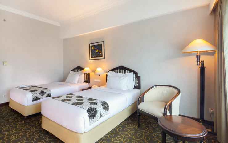 Blue Sky Hotel Balikpapan Balikpapan - Deluxe Twin Bed (Room Only)