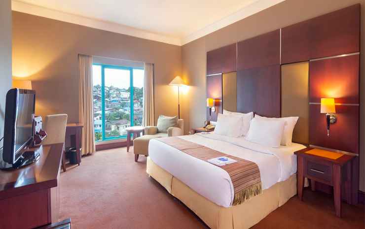 Blue Sky Hotel Balikpapan Balikpapan - Excutive Double Bed