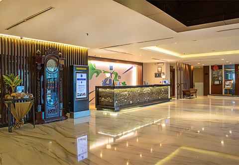 Lobby Blue Sky Hotel Balikpapan