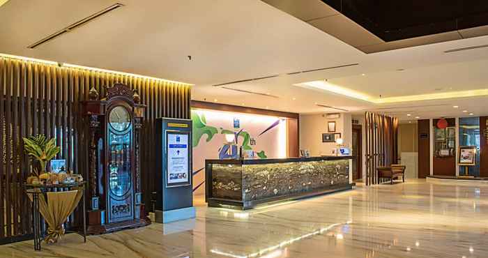 Lobby Blue Sky Hotel Balikpapan