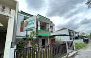 Exterior 6 Homestay Jogja dekat Ambarukmo by Simply Homy