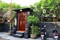 Luar Bangunan Dana Guesthouse