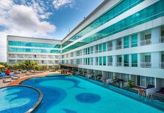 Swimming Pool 3 CLARO Makassar