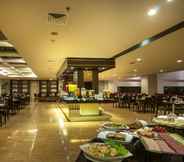 ร้านอาหาร 7 CLARO Makassar