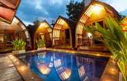Swimming Pool 4 Little Coco Gili Trawangan Hotel & Villas