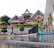 Swimming Pool 4 KHAS Parapat Hotel