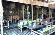 Restoran 6 Sriya Cafe & Homestay