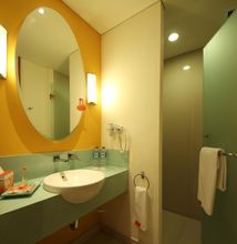 객실 내 욕실 4 HARRIS Hotel Sentul City Bogor