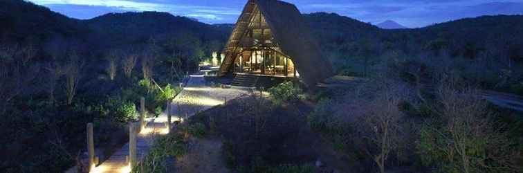 Lobby Jeeva Beloam Beach Camp