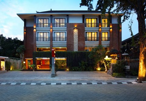 Exterior Grand Mirah Boutique Hotel