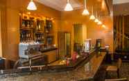 Bar, Kafe dan Lounge 3 Manado Quality Hotel