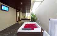 Bilik Mandi dalam Bilik 3 Avery Le Nixsun Villas by Waringin Hospitality