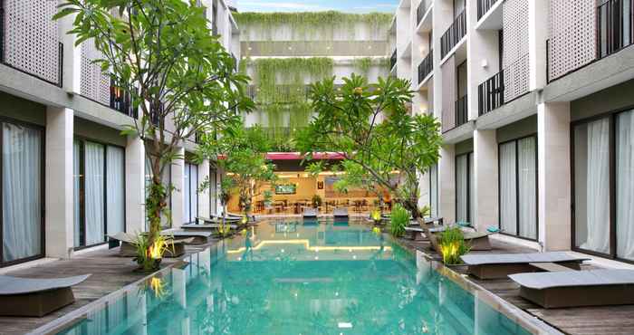 Kolam Renang Hotel Terrace at Kuta