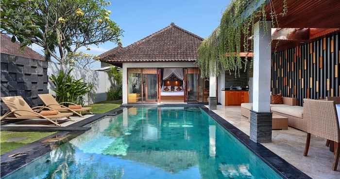 Kolam Renang Kunti Villas