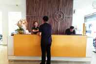 Lobi Amaris Hotel Nagoya Hill Batam