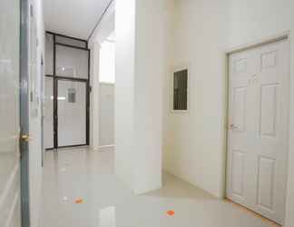 Lobi 2 Capsule Homestay