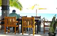 Restaurant 6 Palm Beach Resort Jepara