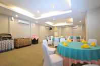 Functional Hall RedDoorz Plus @ Singosari Raya