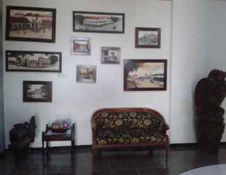 Lobby 2 Hotel Serayu