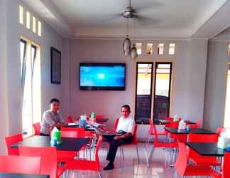 Lobi 2 Hotel Andalas Permai