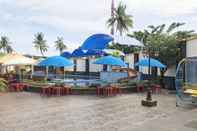 Swimming Pool Grand Sari Hotel 