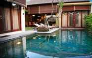 Swimming Pool 6 Pradha Villas