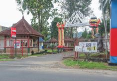 外部的 3 Collection O 89999 Hotel Bumi Kedaton Resort