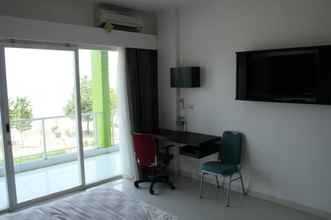 Kamar Tidur 4 Jepara Beach Hotel 