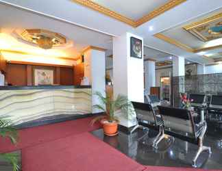 Lobi 2 Wirton Hotel