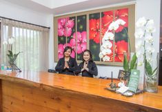 Lobby 2 Amira Hotel Bandung