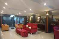 Lobi The Feli Hotel