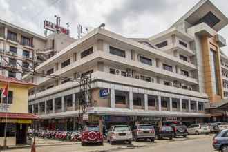 Bên ngoài 4 Hotel Kini Pontianak 