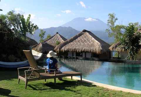 Swimming Pool Bloo Lagoon Village