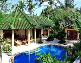 Exterior 2 Bali Golden Villas
