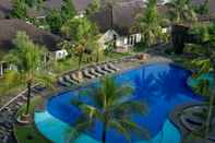 Swimming Pool Java Heritage Hotel Purwokerto