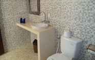 In-room Bathroom 5 Alami Resort and Restaurant Amed
