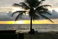 Exterior Anyer Cottage Hotel Beach Resort